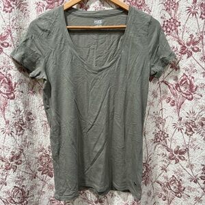 PINK Victoria’s Secret Olive Green V-Neck Tee Small